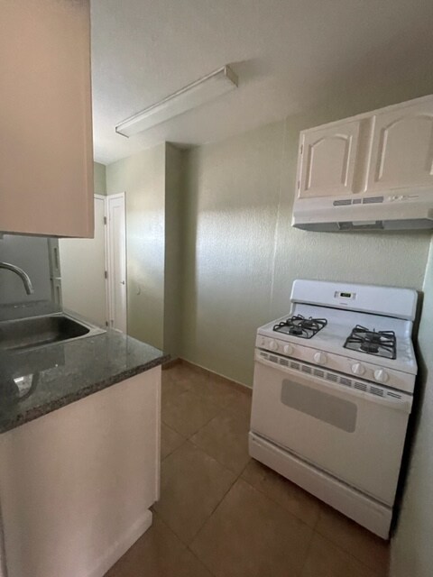 Foto del edificio - 2567 Foothill Blvd