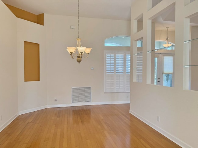 Foto del edificio - 6018 NW Winfield Dr