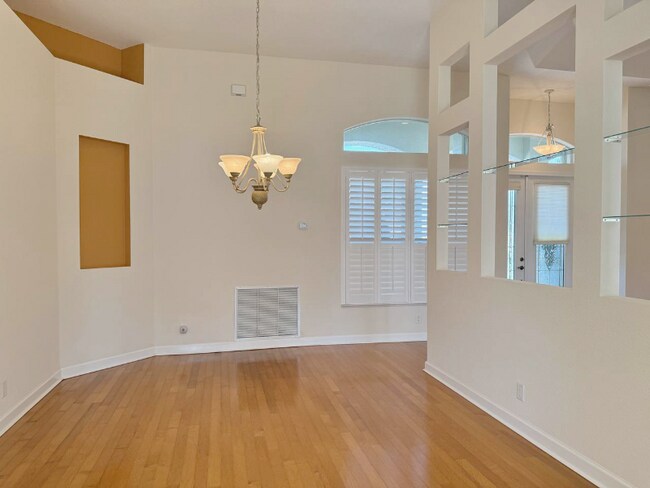 Foto del edificio - 6018 NW Winfield Dr