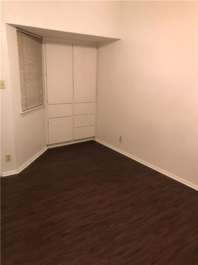 Foto del edificio - 2604 Salado St