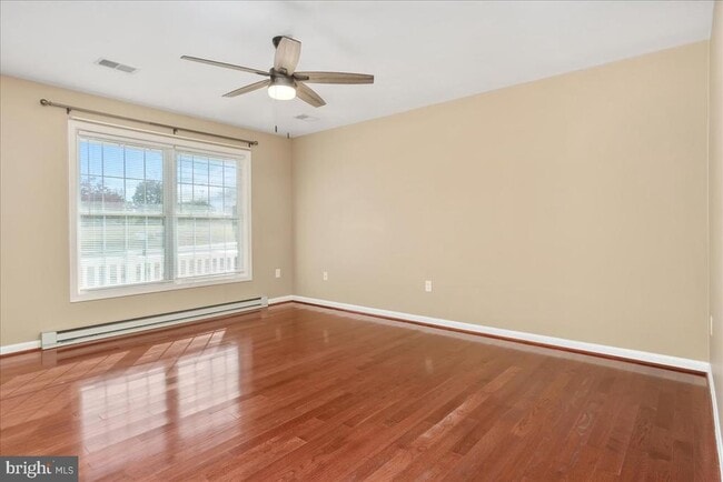 Building Photo - 37 S Colonial Dr