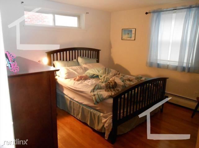 Building Photo - 2 br, 1 bath Condo - 11 Commonwealth Ct # 700