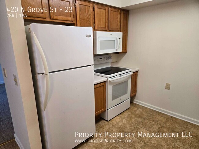 Building Photo - 420 N Grove St