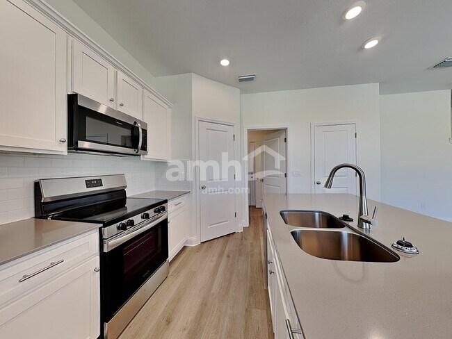 Building Photo - 2242 Dablon Ct