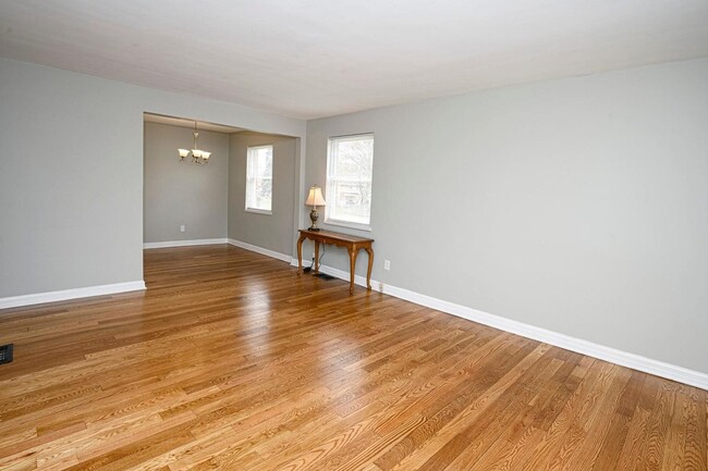 Building Photo - Bridgetown - adorable 3 BEDROOM 1 BATH UPDATED CAPE COD