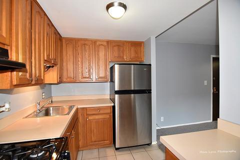Primary Photo - 1460 Fairlane Dr