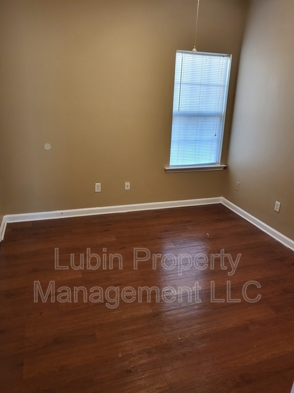 Building Photo - 3530 Marion Ave