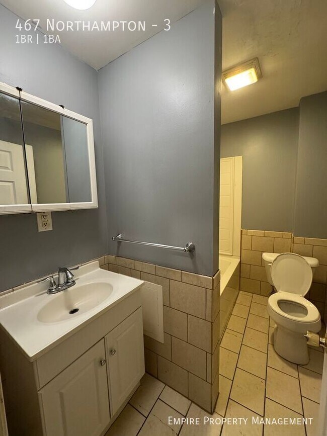 Foto del edificio - 467 Northampton-3