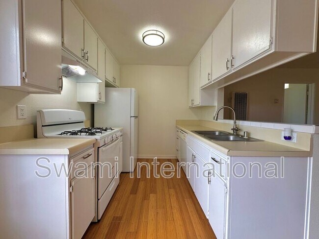 Foto del edificio - 1530 260th St