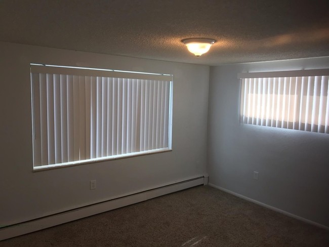 Foto del edificio - 8327 S Reed St