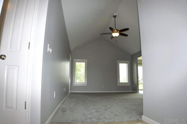 Building Photo - 614 Union Station Dr