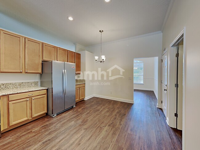 Building Photo - 2405 Park Ridge Drive