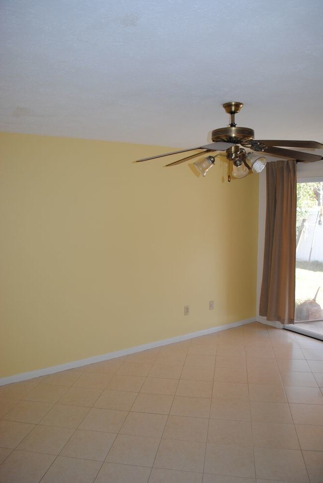 Building Photo - 4129 Huntington Forest Blvd