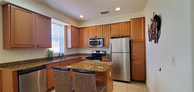 Building Photo - 2628 Bella Vista Dr