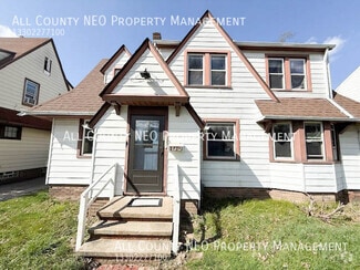 Building Photo - 17011 Maple Heights Blvd