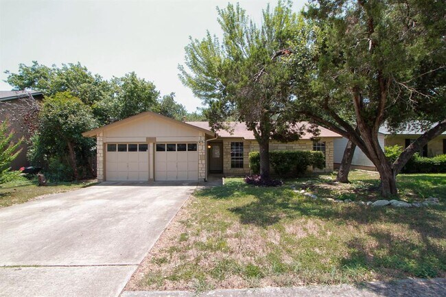 Building Photo - 702 Chestnut Crossing