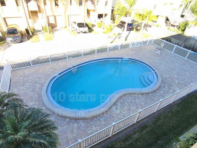 Building Photo - 314 Windrush Blvd