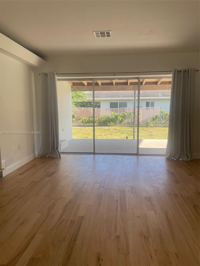 Foto del edificio - 9320 SW 125th Terrace