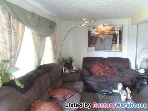 Building Photo - 8052 Croydon Way