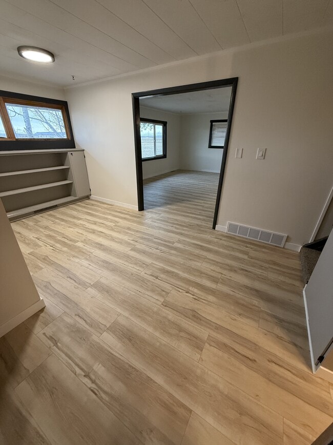 Building Photo - 42 Old US Hwy 91