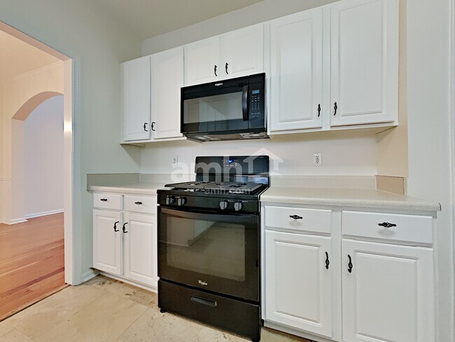 Foto del edificio - 402 Cobalt Valley Ln