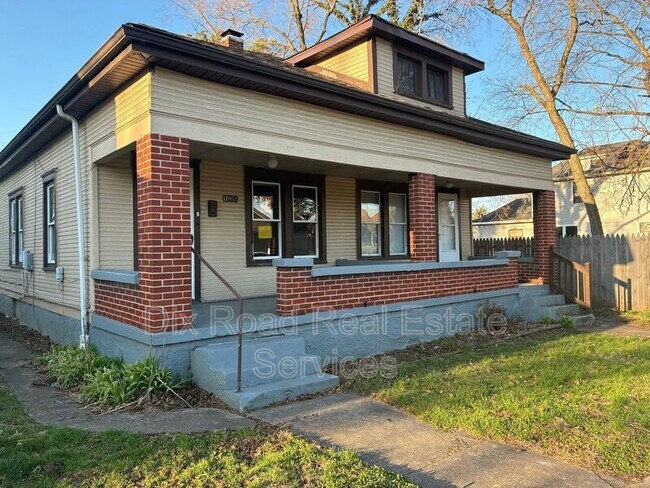 Foto del edificio - 1620-1620 Taylor Ave