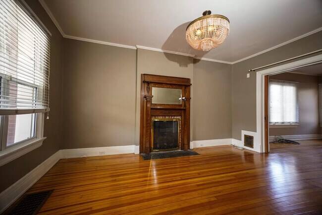 Dining Room - 2256 N Emerson St