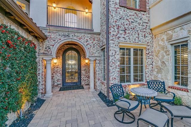 Foto del edificio - 2417 Hollow Hill Ln