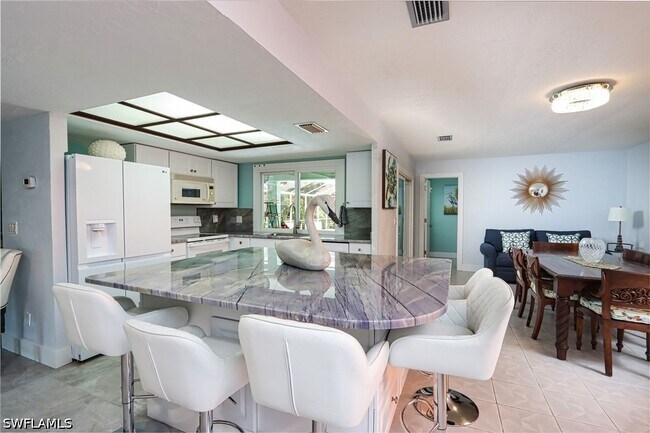 Foto del edificio - 27165 Edenbridge Ct