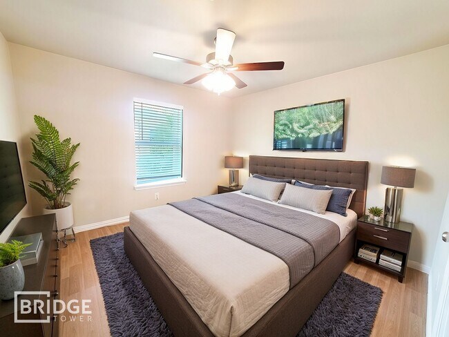 Foto del edificio - 1213 Silver Ln