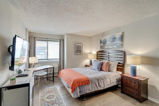 Foto del edificio - 6380 S Boston St