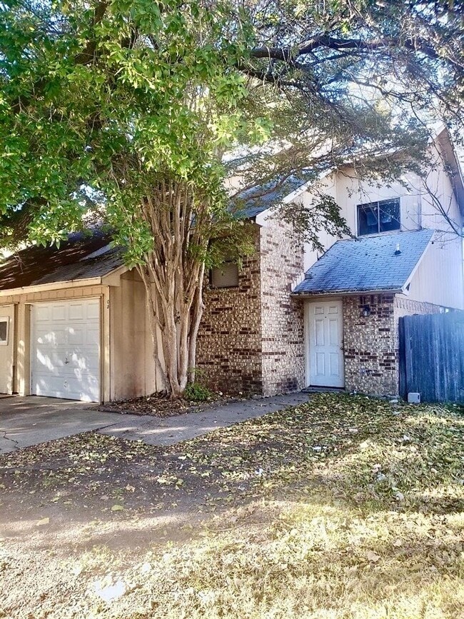 Townhouse Available soon ! GRAND PRAIRIE, TEXAS 75052 - Townhouse Available soon ! GRAND PRAIRIE, TEXAS 75052