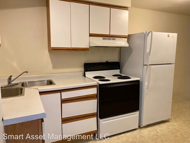 Building Photo - 1412 N 68th St