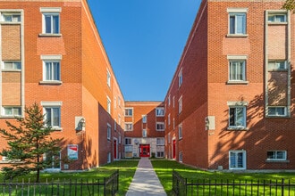 Building Photo - 7619 Av Christophe-Colomb