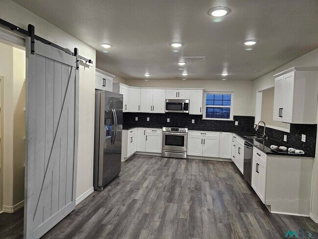 Foto del edificio - 1812 Jonquil Park Dr