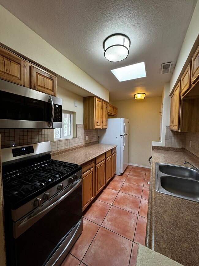 Foto del edificio - 4813 W Glen Dr SW