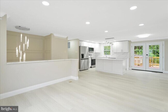 Building Photo - 1315 Danberry Dr