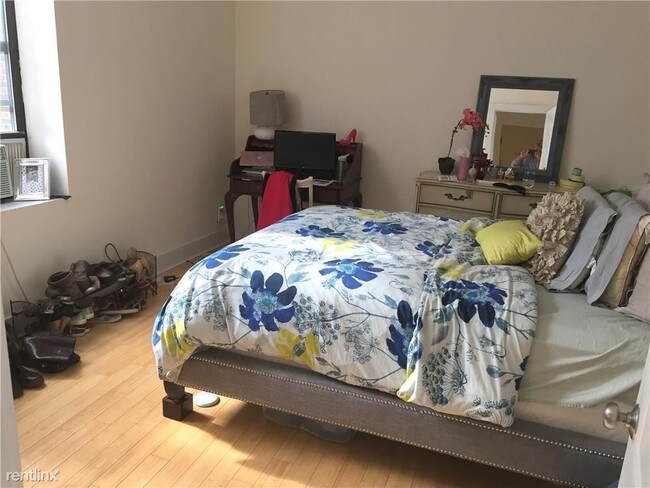 Building Photo - 941 Washington Ave