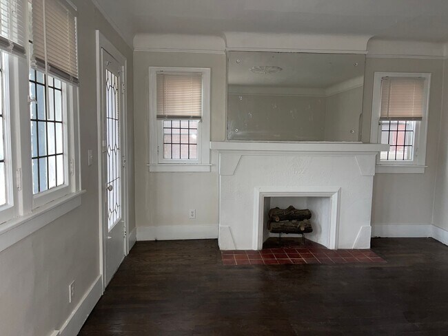 Foto del edificio - 3277 Calvert Ave