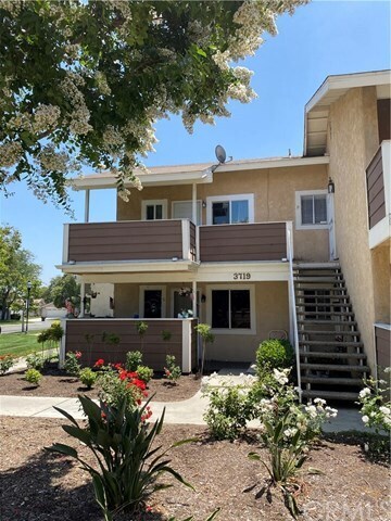 Building Photo - 3719 Oak Creek Dr