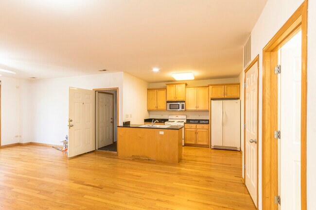 Building Photo - 1423 W Fillmore St
