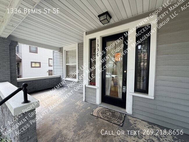 Building Photo - 1336 Bemis St SE
