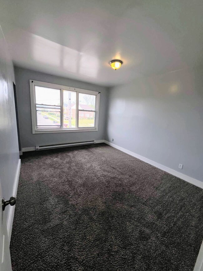 Master Bedroom - 7061 Elmhurst St