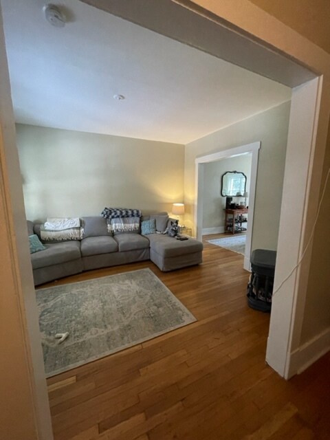 Foto del edificio - 5850 Douglas St