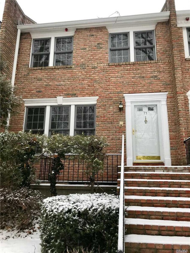 Primary Photo - 71 Orchard St
