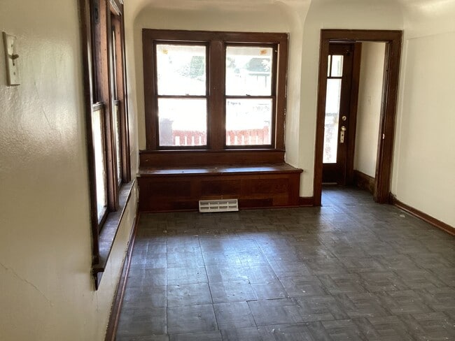 Building Photo - 4228 W Bonny Pl