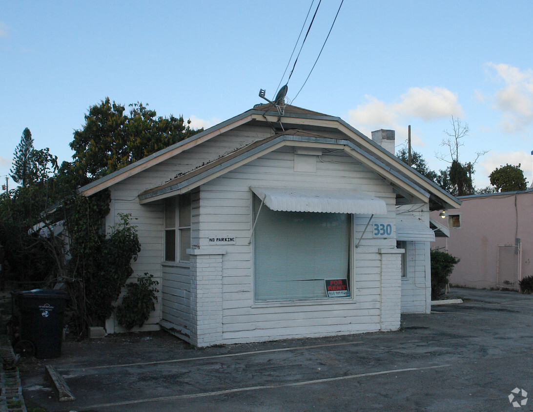 Foto del edificio - 330 S Federal Hwy