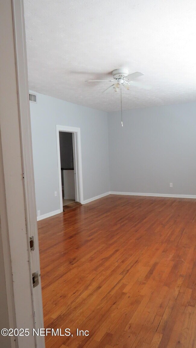 Foto del edificio - 1935 San Marco Blvd