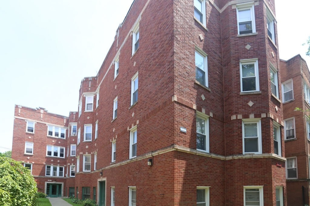 4705 N Troy St, Chicago, IL 60625 Apartments in Chicago, IL