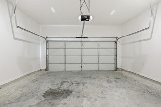Building Photo - 206 Clark Rd